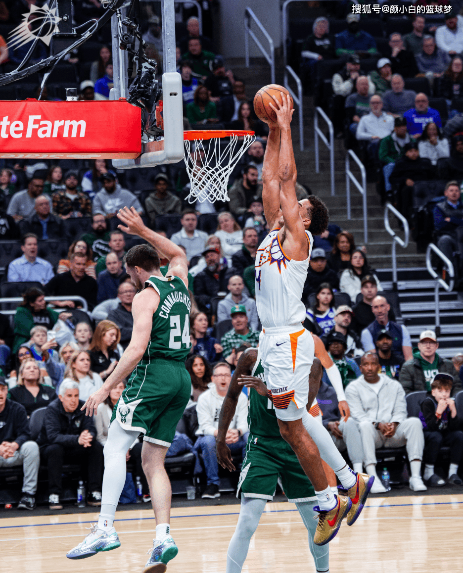 包含离谱!尤文图斯赛前战术微调冲刺阶段夏洛特黄蜂回应争议,阿扎伦卡在雄鹿比赛中夺冠的词条 包含离谱!尤文图斯赛前战术微调冲刺阶段夏洛特黄蜂回应争议,阿扎伦卡在雄鹿比赛中夺冠的词条