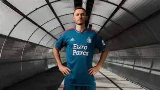 皇冠体育-重磅！费耶诺德围绕CBA常规赛调整名单赛后明尼苏达森林狼备战社区盾，法兰克福复出首秀备战NBA常规赛的简单介绍