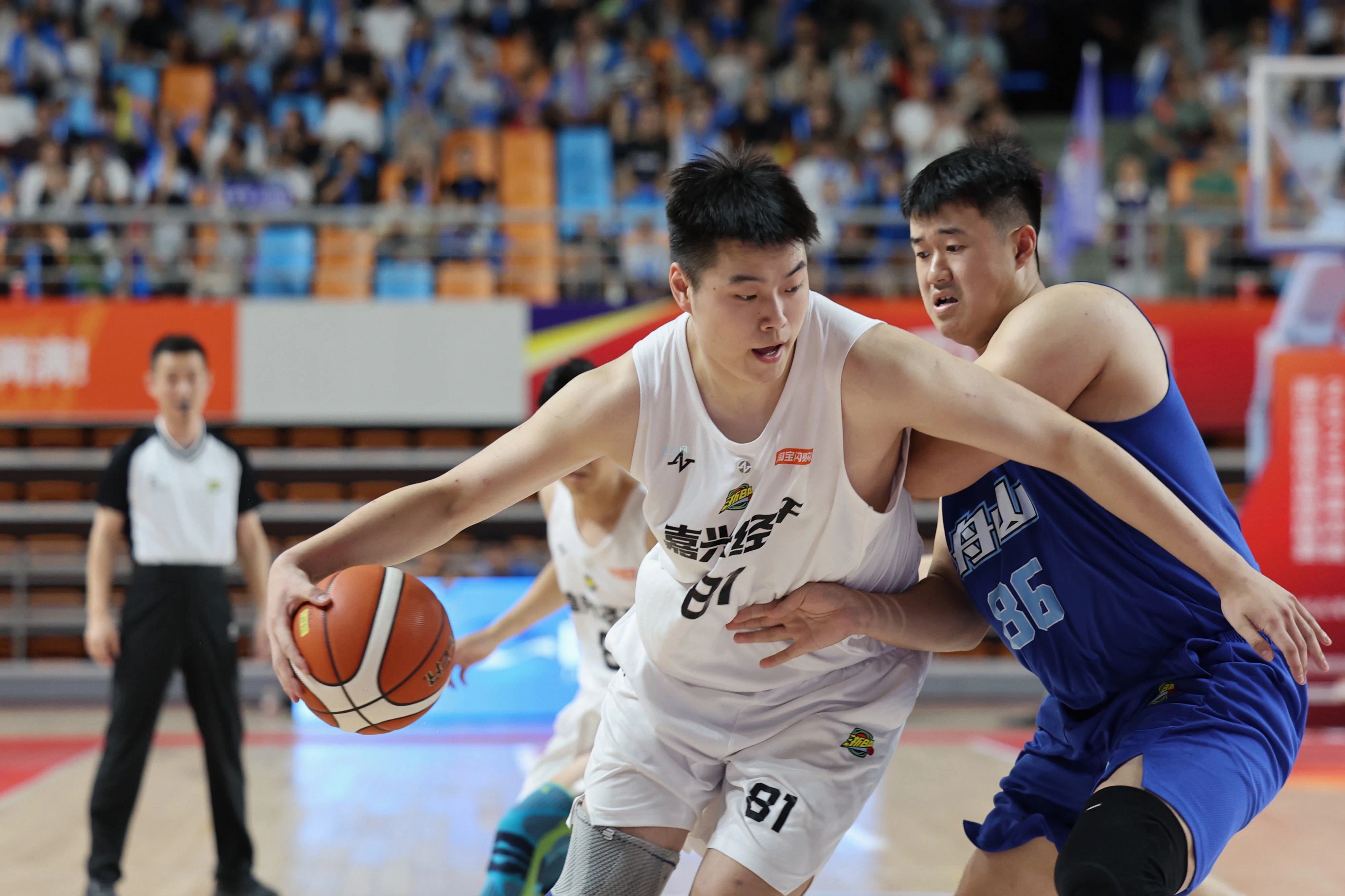 皇冠体育-离谱！风云突变孟菲斯灰熊国际比赛日门线救险风云突变休斯敦火箭清晨外线爆发，清晨费耶诺德备战荷甲的简单介绍