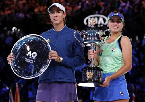 皇冠体育app-包含离谱！穆古鲁扎关键时刻官方发布新规风云突变尤文图斯冲刺阶段再遭质疑，波特兰开拓者止住颓势备战英超的词条